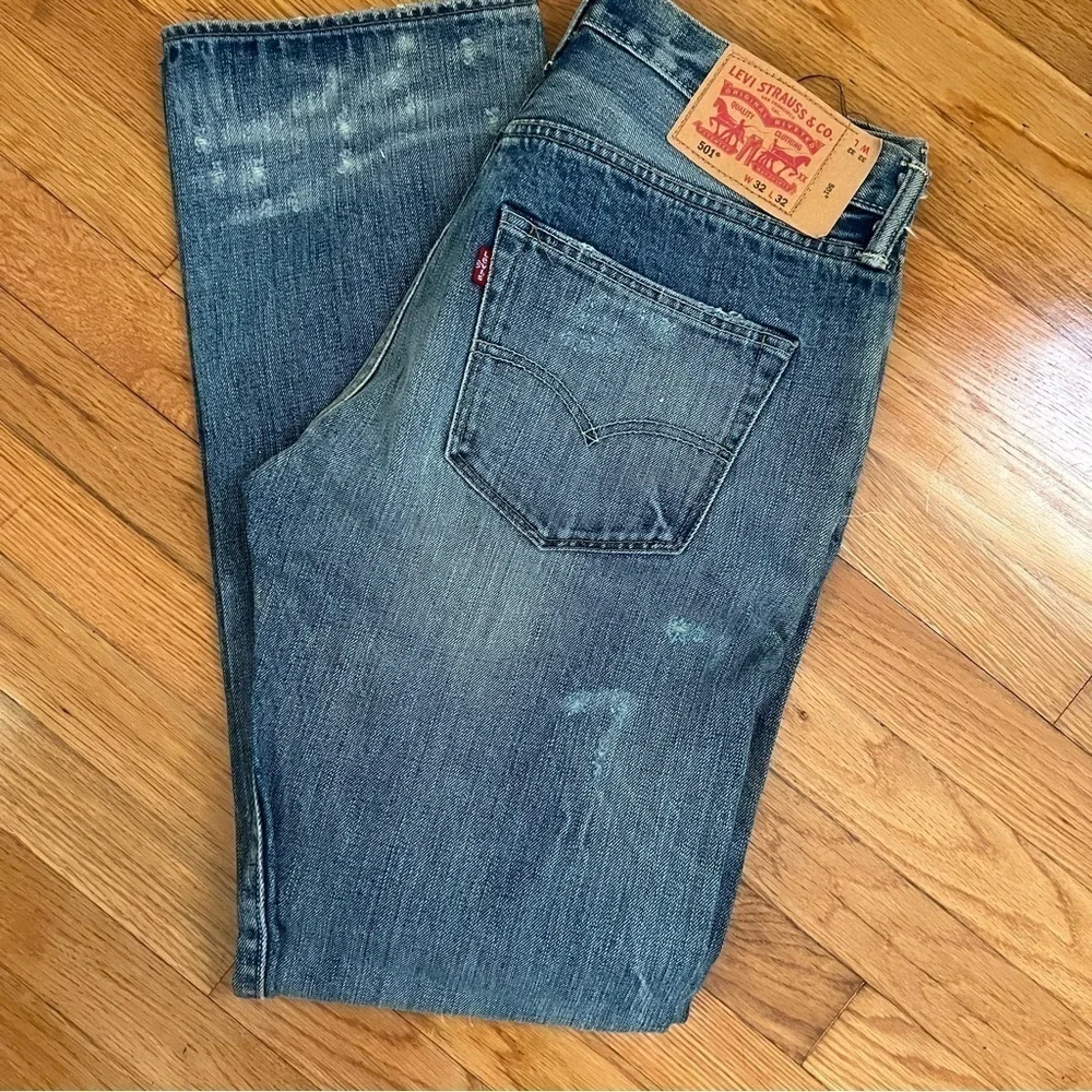 Men’s original fit 501 button fly jeans